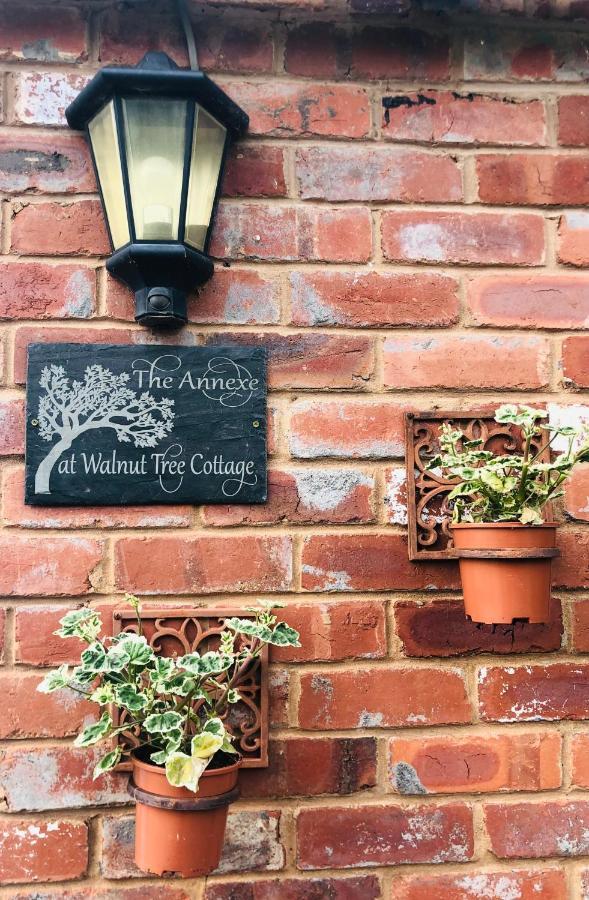 The Annexe At Walnut Tree Cottage Hope under Dinmore 외부 사진